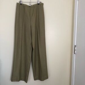 Ellen Tracy Green Wool Trousers, Size 10